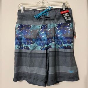 NWT men’s Speedo board shorts—small